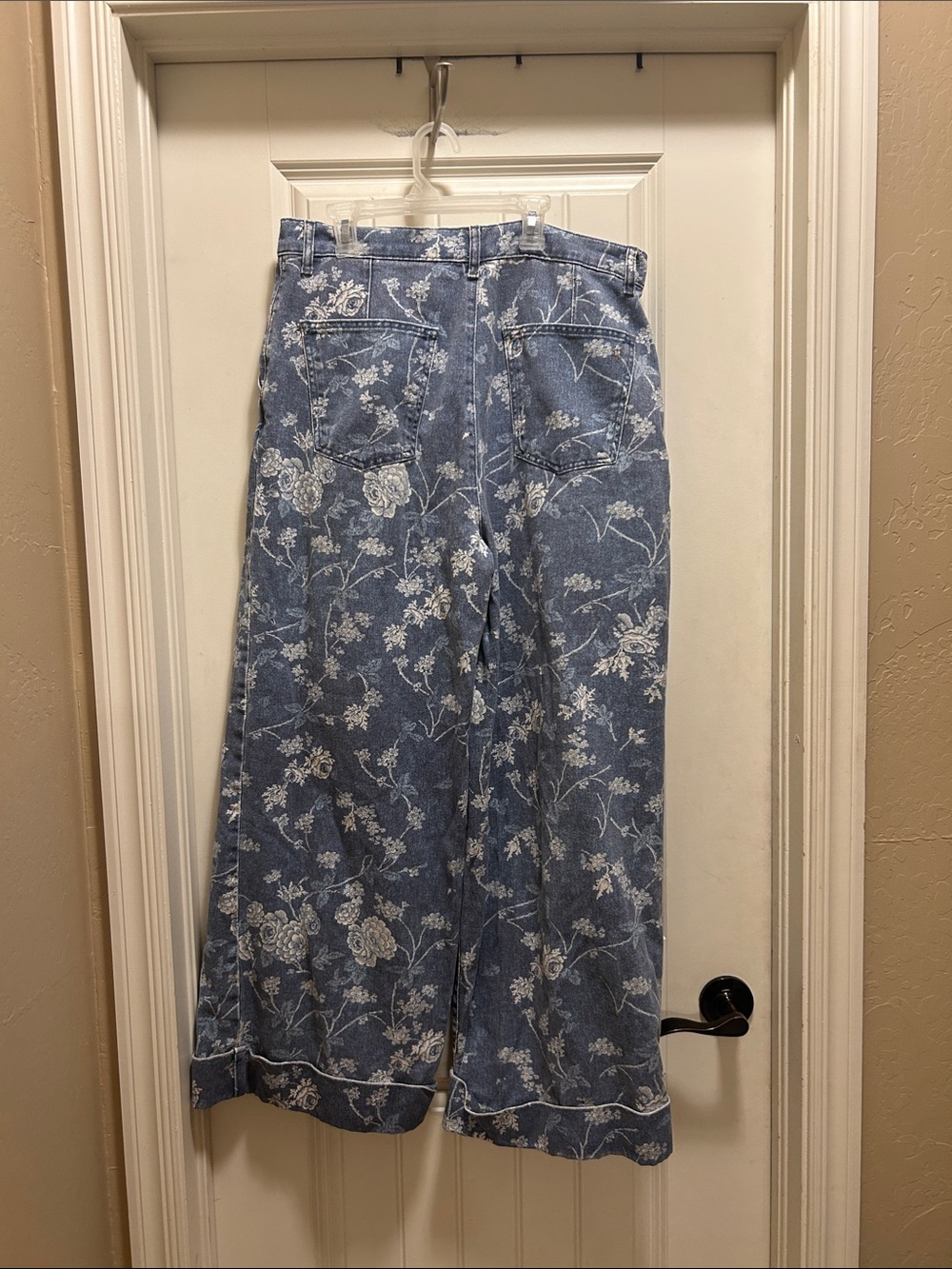 Pilcro Anthropologie Blue Floral wide leg denim jeans - Picture 4 of 4